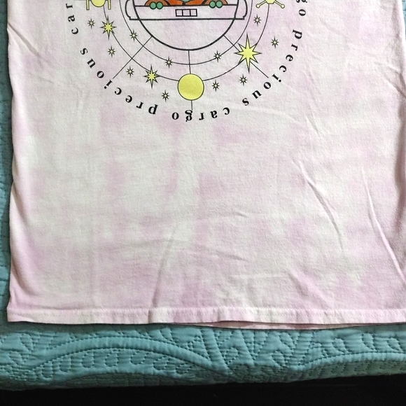 EUC Star Wars Baby Yoda "Precious Cargo" tee - Picture 4 of 7